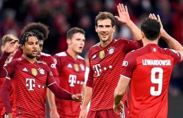 欧冠焦点：阿森纳主场激战巴黎圣日耳曼，谁能先下一城？