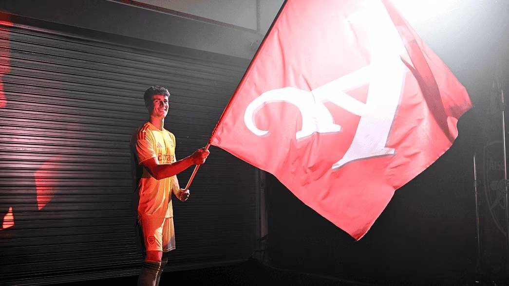 切尔西跟队记者：30岁凯帕与阿森纳签订3年合同